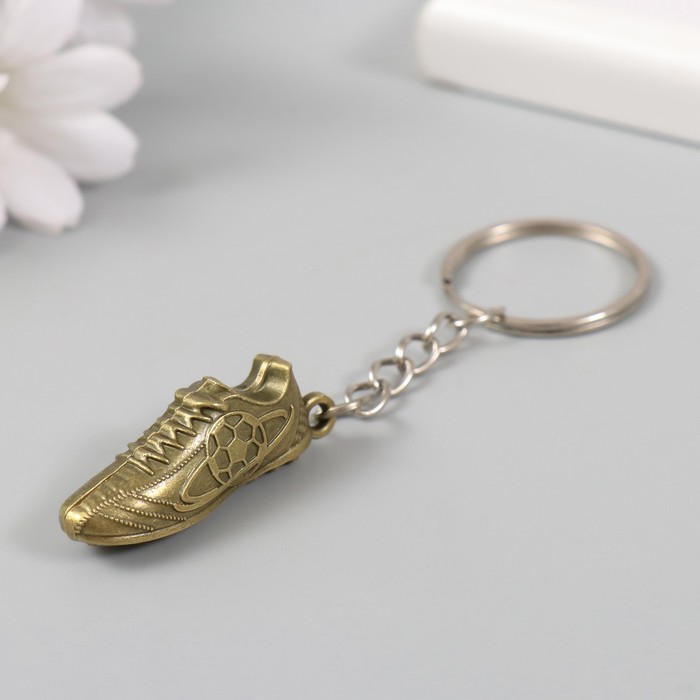 Брелок для ключей на кольце «Футбольный кед», металл, 1.5×1×4 см